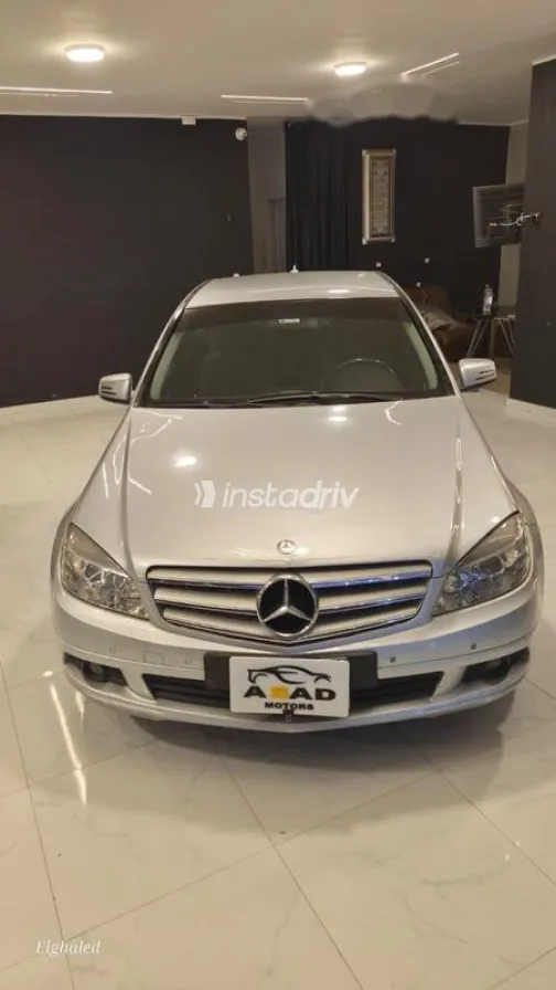 مرسيدس C 180 2009 رمادي مستعملة للبيع - 1