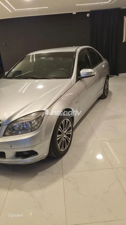 مرسيدس C 180 2009 رمادي مستعملة للبيع - 3