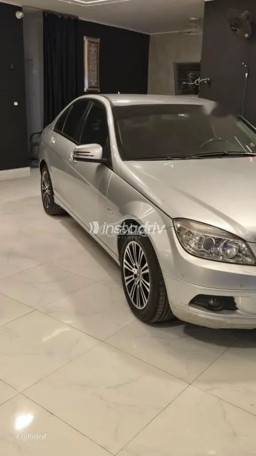 مرسيدس C 180 2009 رمادي مستعملة للبيع - 4