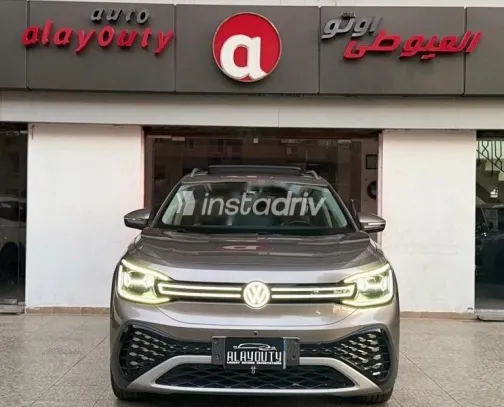 Volkswagen ID 6 2022 Gold Used for Sale - 1