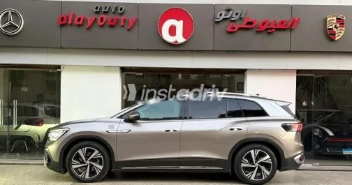 Volkswagen ID 6 2022 Gold Used for Sale - 4