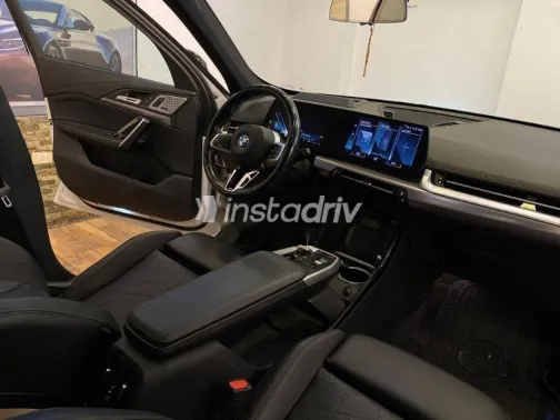 بي ام دبليو X1 2024 أبيض مستعملة للبيع - 7