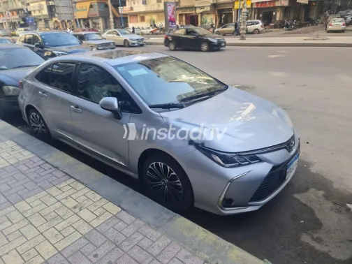Toyota Corolla 2021 Silver Used for Sale - 2
