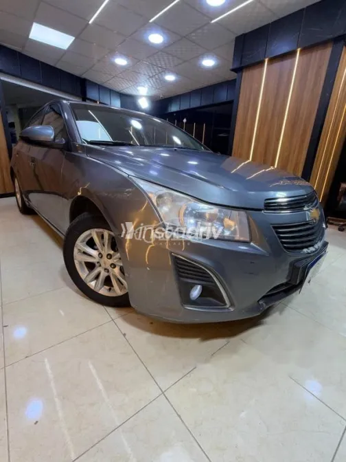 شيفروليه كروز 2015 فضي مستعملة للبيع - 5