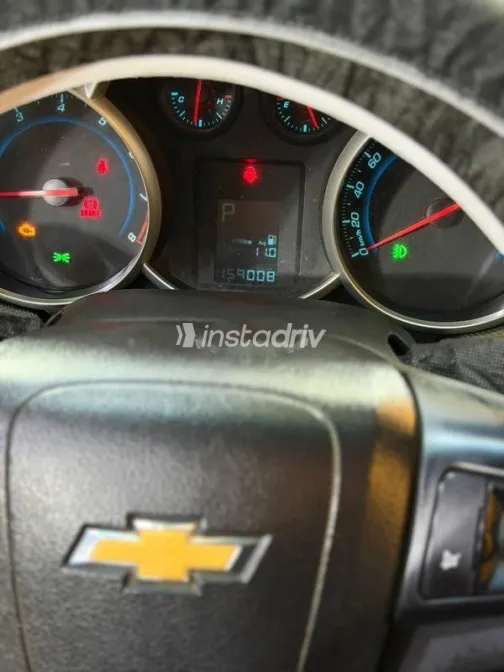 شيفروليه كروز 2015 فضي مستعملة للبيع - 6