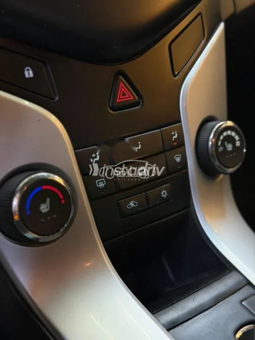 شيفروليه كروز 2015 فضي مستعملة للبيع - 10