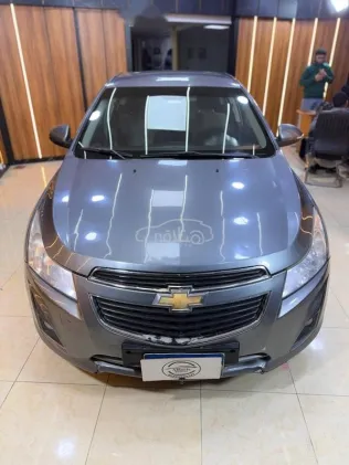 شيفروليه كروز 2015 فضي مستعملة للبيع