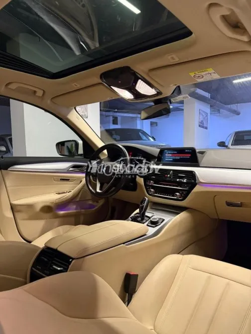 بي ام دبليو 520 2019 أبيض مستعملة للبيع - 7