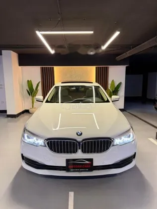 بي ام دبليو 520 2019 أبيض مستعملة للبيع