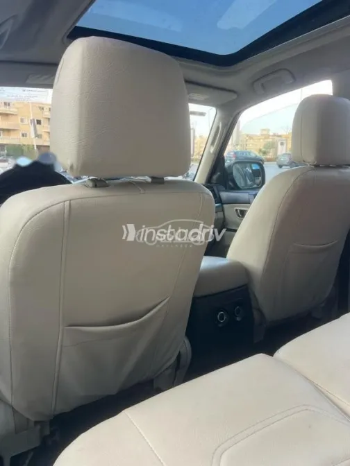 ميتسوبيشي باجيرو 2014 أسود مستعملة للبيع - 10