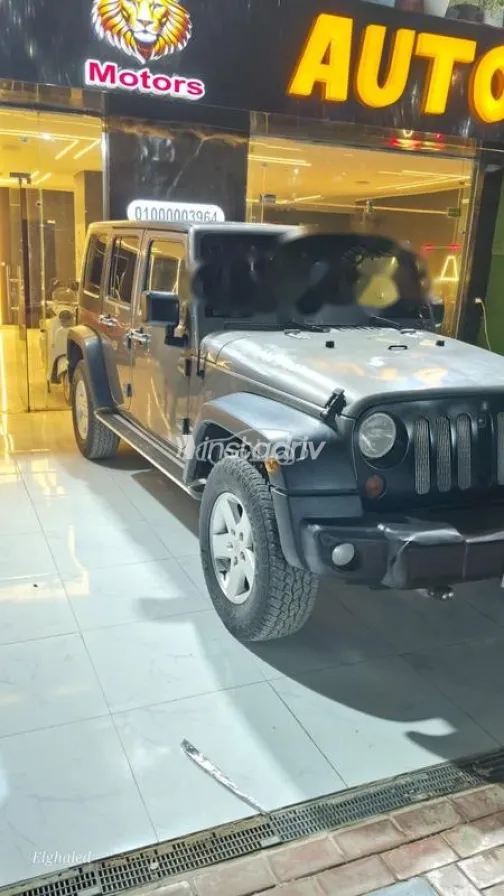 جيب رانجلر 2010 رمادي مستعملة للبيع - 2