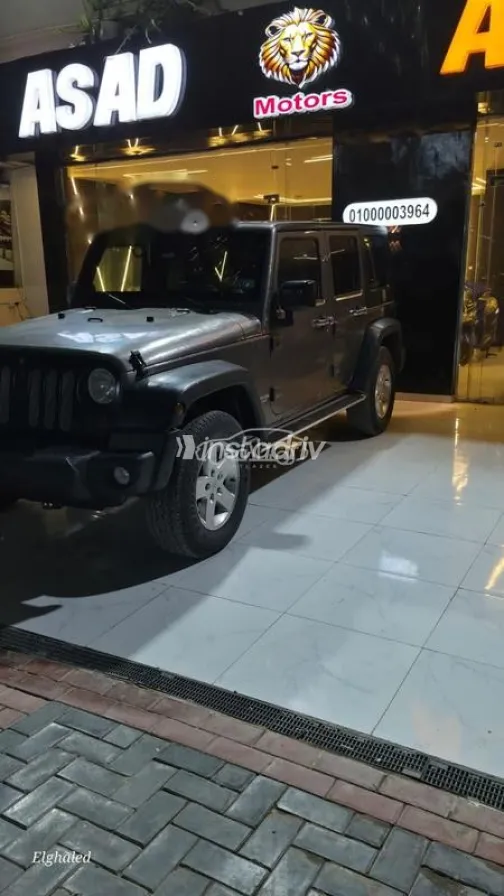 جيب رانجلر 2010 رمادي مستعملة للبيع - 3