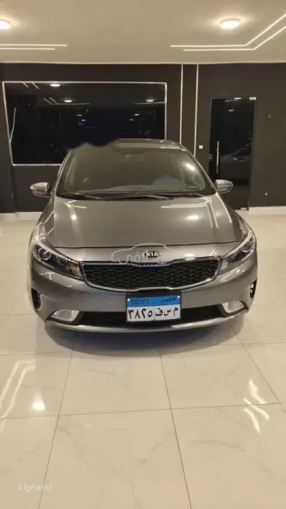 كيا K3 2017 رمادي مستعملة للبيع