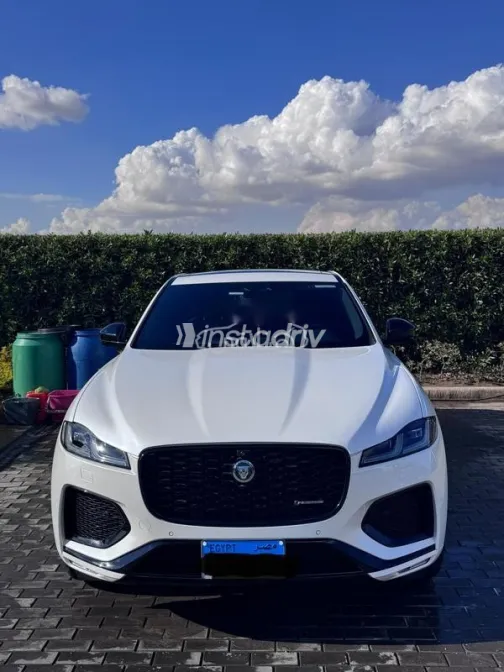 جاكوار اف بيس 2024 أبيض مستعملة للبيع - 3