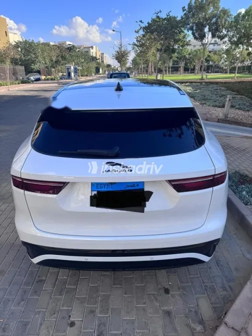 جاكوار اف بيس 2024 أبيض مستعملة للبيع - 4