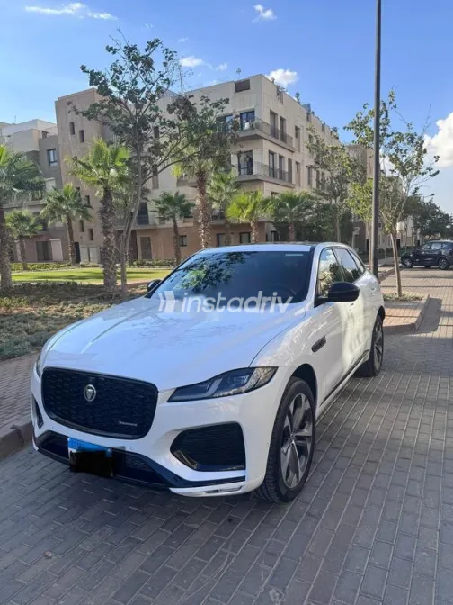 جاكوار اف بيس 2024 أبيض مستعملة للبيع - 5