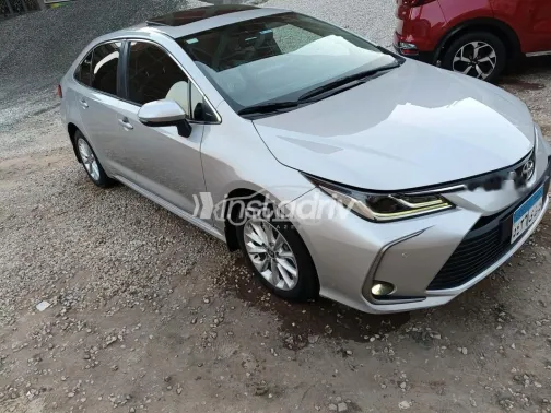 Toyota Corolla 2021 White Used for Sale - 1