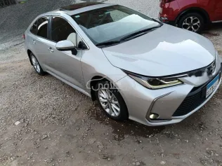 Toyota Corolla 2021 White Used for Sale