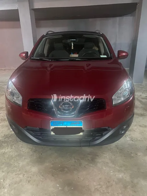 نيسان قشقاي 2014 أبيض مستعملة للبيع - 1