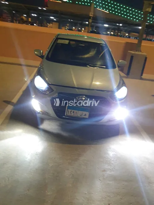 هيونداي اكسنت RB 2014 أبيض مستعملة للبيع - 6