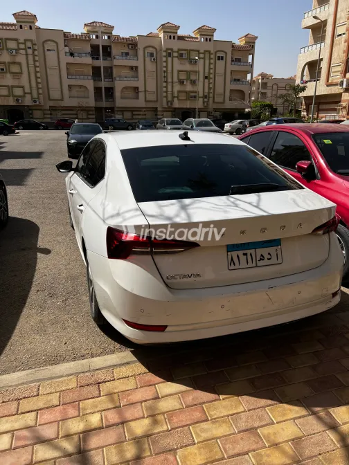 Skoda Octavia A8 2021 White Used for Sale - 5