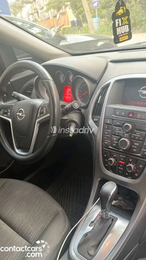 Opel Astra 2021 White Used for Sale - 2