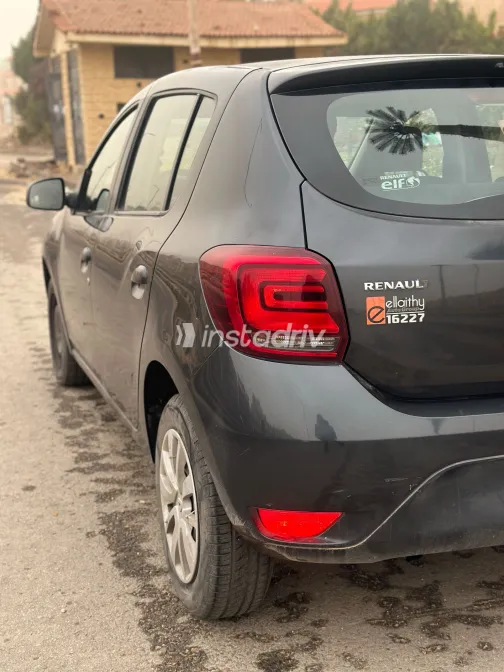 رينو سانديرو 2020 أبيض مستعملة للبيع - 9
