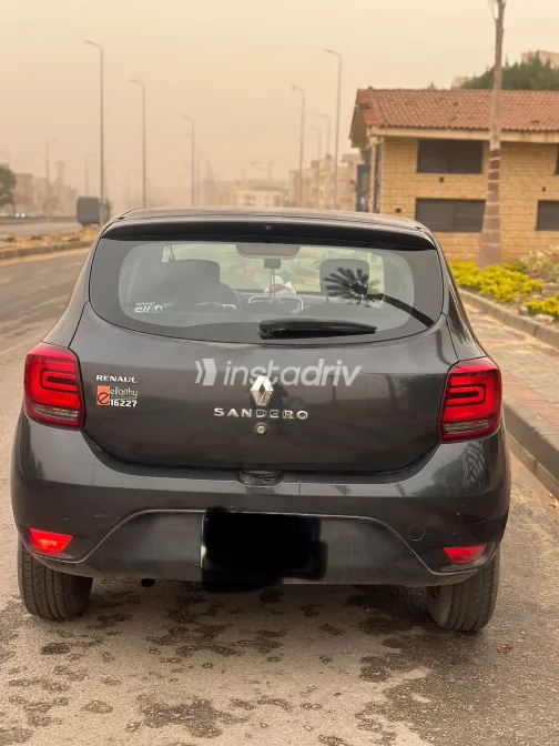 رينو سانديرو 2020 أبيض مستعملة للبيع - 10