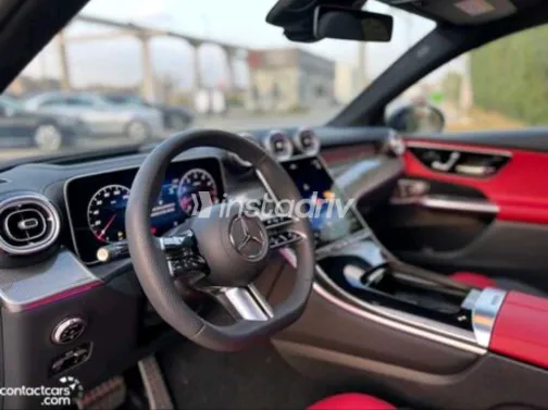 مرسيدس GLC 300 2025 أبيض مستعملة للبيع - 7