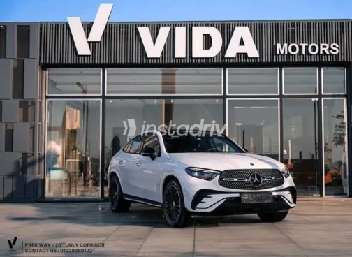 مرسيدس GLC 300 2025 أبيض مستعملة للبيع - 9