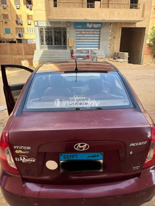 Hyundai Accent 2010 Dark Red Used for Sale - 3