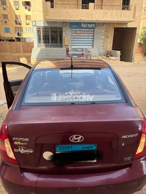 Hyundai Accent 2010 Dark Red Used for Sale - 5