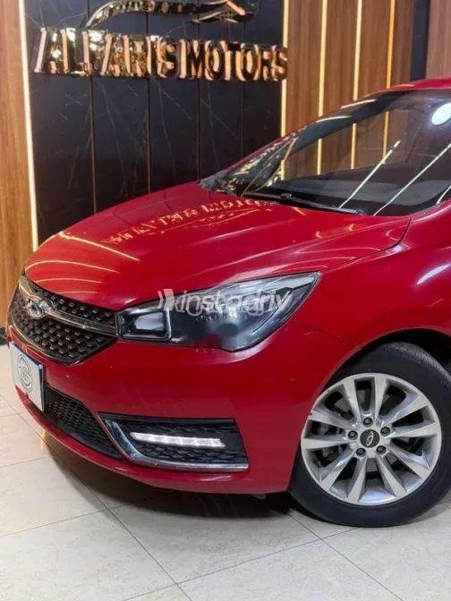 شيرى اريزو 5 2023 أحمر مستعملة للبيع - 4