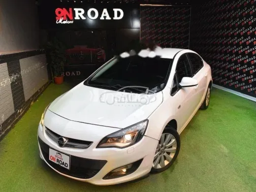 Opel Astra 2017 White Used for Sale - 2