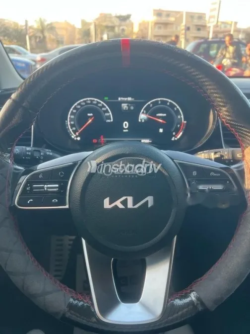 كيا اكسيد 2022 أسود مستعملة للبيع - 7