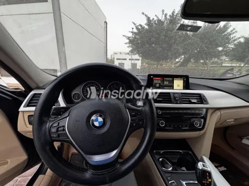 بي ام دبليو 318 2018 أبيض مستعملة للبيع - 3