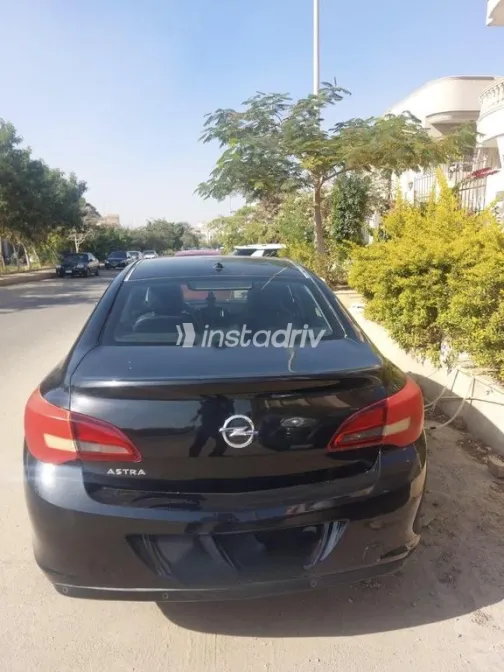 سوزوكى سويفت ديزاير 2022 أبيض مستعملة للبيع - 4