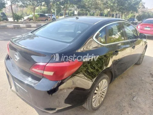 سوزوكى سويفت ديزاير 2022 أبيض مستعملة للبيع - 5