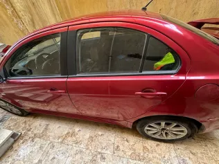 ميتسوبيشي لانسر اى اكس شارك 2016 أبيض مستعملة للبيع