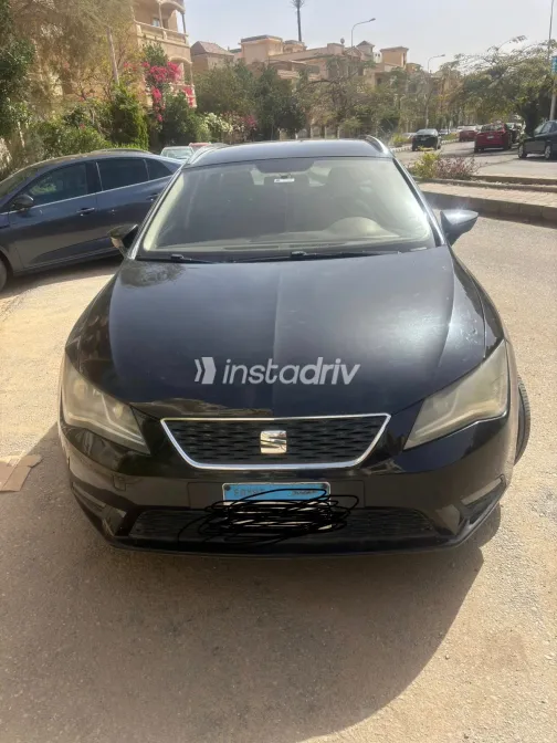 Seat Leon 2015 White Used for Sale - 4