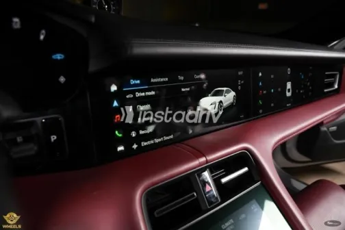 بورش تايكان 2024 رمادي مستعملة للبيع - 7