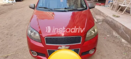 شيفروليه افيو 2016 أحمر غامق مستعملة للبيع - 1
