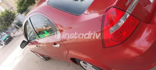 شيفروليه افيو 2016 أحمر غامق مستعملة للبيع - 5