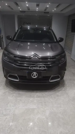 سيتروين C5 2020 رمادي مستعملة للبيع