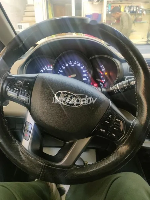 كيا ريو 2014 موكا مستعملة للبيع - 7