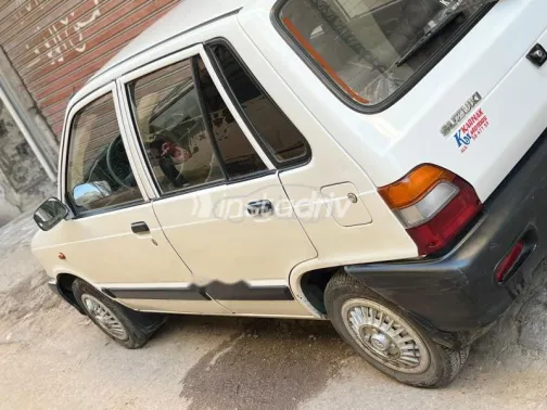 سوزوكى ماروتى 2012 أبيض مستعملة للبيع - 4