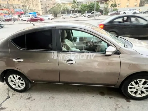 نيسان صنى 2020 أبيض مستعملة للبيع - 5