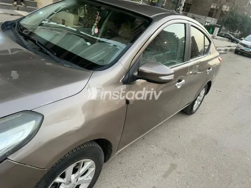 نيسان صنى 2020 أبيض مستعملة للبيع - 6