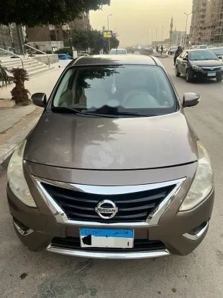 نيسان صنى 2020 أبيض مستعملة للبيع