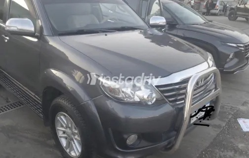 Toyota Fortuner 2015 Gray Used for Sale - 1